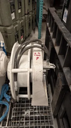 2.5T Hydraulic Tugger winch