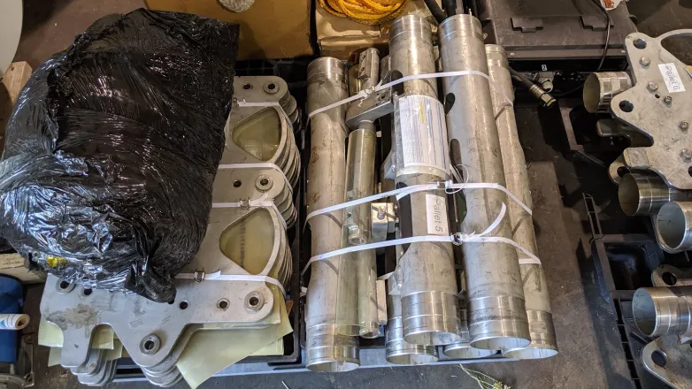 Source Hang Plates